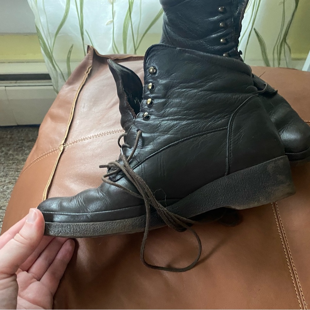 Mephisto | Brown Lace-up Booties - Picture 2 of 7